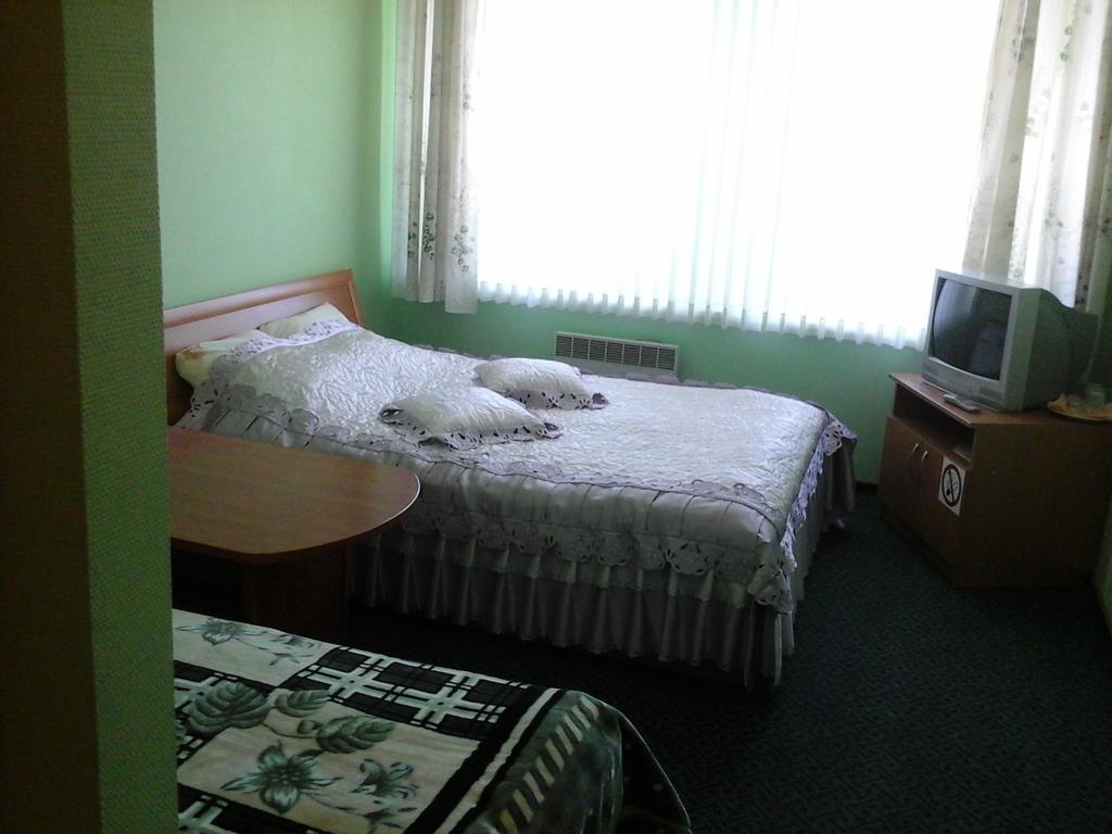 Skaistaziede Hotel Šiauliai Cameră foto