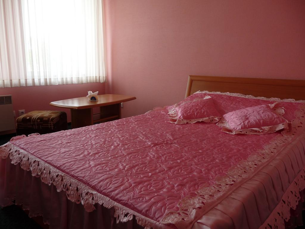 Skaistaziede Hotel Šiauliai Cameră foto